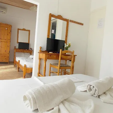 فندق Sgouridis يميناريا