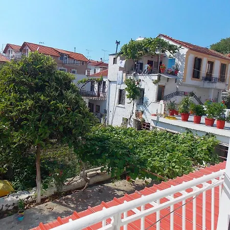 فندق Sgouridis يميناريا