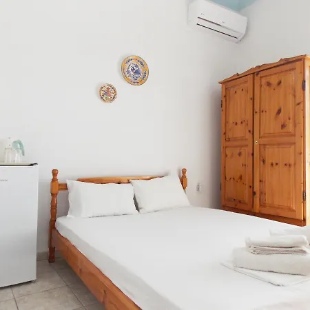 فندق Sgouridis يميناريا